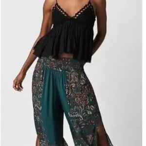 Free People NWT sweet arrival Wide-Leg split hem Pants